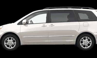 2004 Toyota Sienna XLE