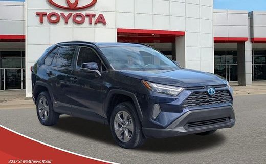 2023 Toyota RAV4 XLE
