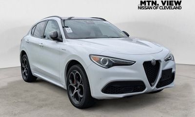 2022 Alfa Romeo Stelvio TI