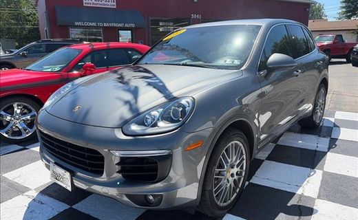 2017 Porsche Cayenne S