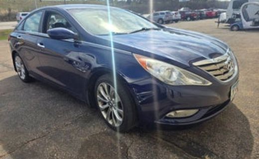 2011 Hyundai Sonata Middle Level