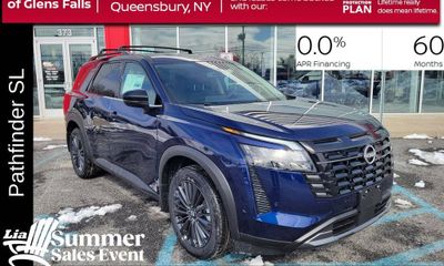 2026 Nissan Pathfinder SL