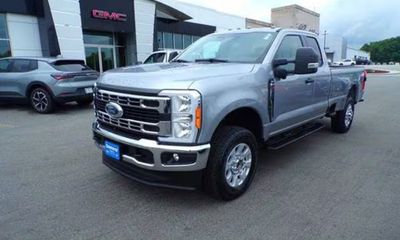 2023 Ford F-250 XLT