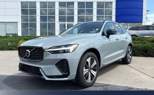 2025 Volvo XC60 Core