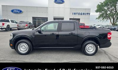 2024 Ford Maverick XL