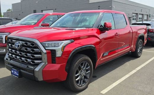 2023 Toyota Tundra Platinum