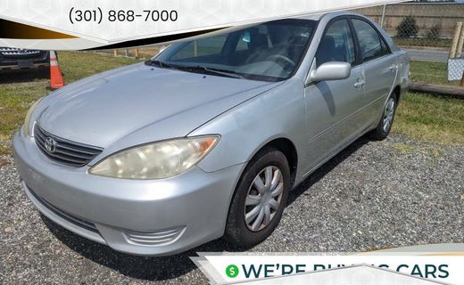 2005 Toyota Camry LE