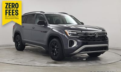 2025 Volkswagen Atlas 4MOTION Peak Edition