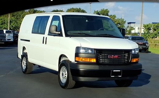 2025 GMC Savana 3500