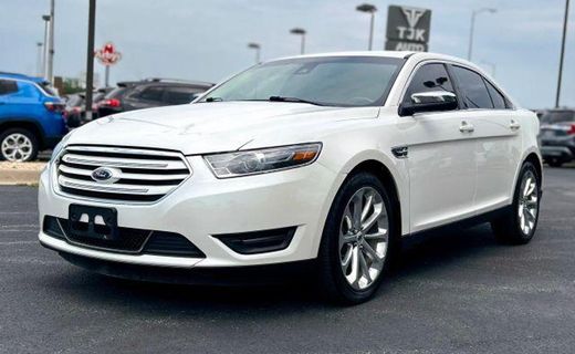 2016 Ford Taurus Limited