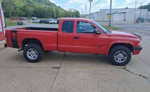2003 Dodge Dakota Sport