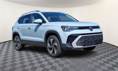 2026 Volkswagen Taos 4Motion SE