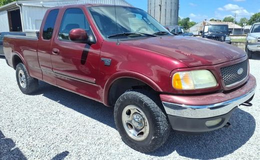 2003 Ford F-150 XLT