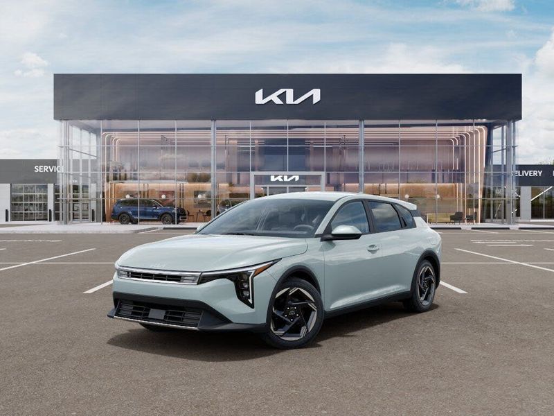 Representative 2026 Kia K4 Hatchback photo