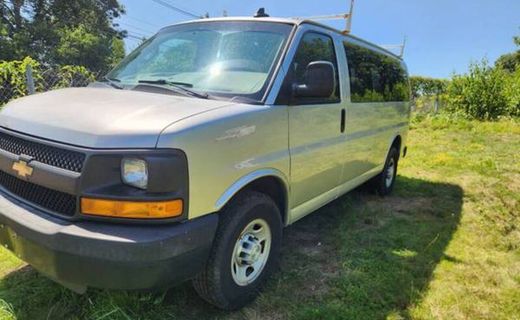 2016 Chevrolet Express LS