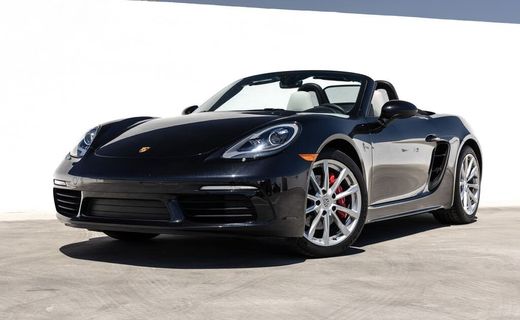 2025 Porsche 718 Boxster S