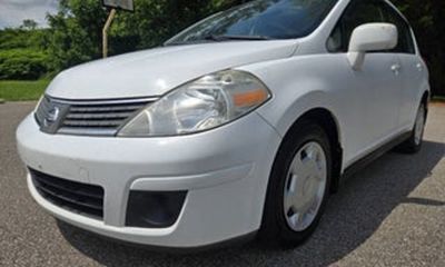 2009 Nissan Versa 18 S