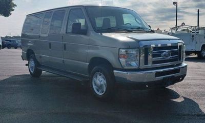 2013 Ford E-350 E 350 Super