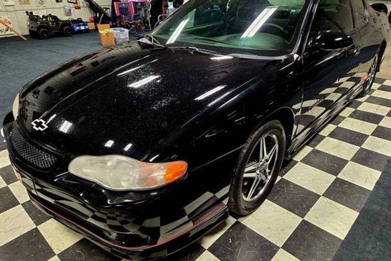 2005 Chevrolet Monte Carlo — a typically priced live listing