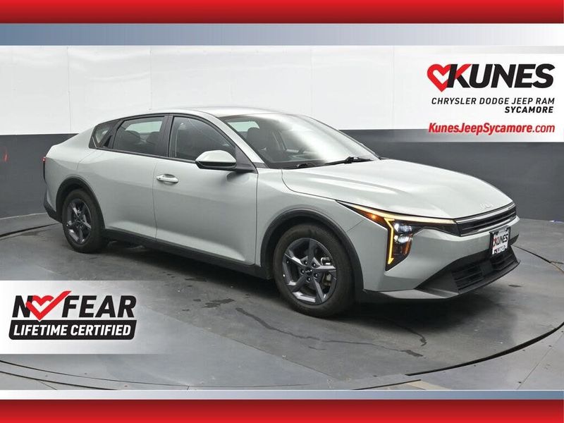 2025 Kia K4 — a typically priced live listing