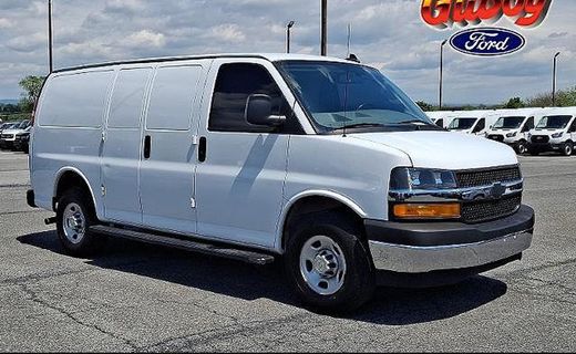 2022 Chevrolet Express Cargo