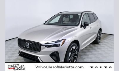 2026 Volvo XC60 Plus Dark