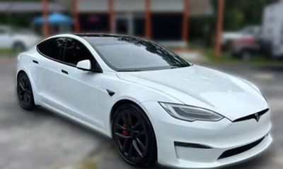 2021 Tesla Model S Long Range