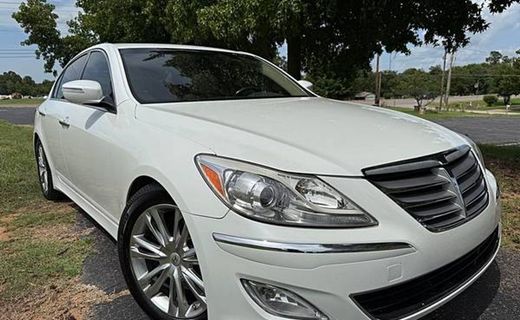 2013 Hyundai Genesis