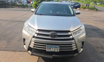 2017 Toyota Highlander SE XLE