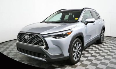 2023 Toyota Corolla Cross XLE