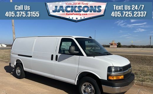 2025 Chevrolet Express EXT