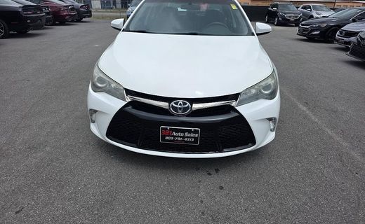 2015 Toyota Camry SE