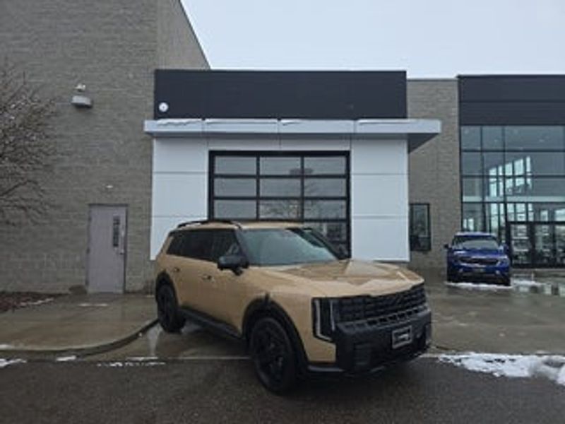 2027 Kia Telluride — a typically priced live listing