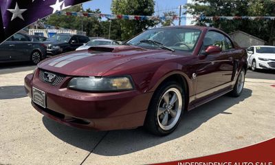 2004 Ford Mustang GT Deluxe Coupe
