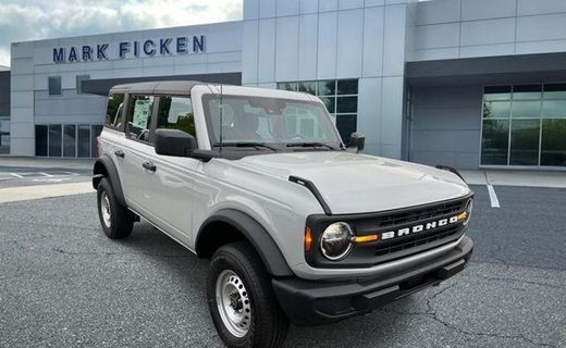 2026 Ford Bronco Base