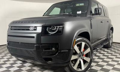 2026 Land Rover Defender 110 X