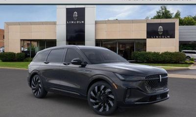 2024 Lincoln Nautilus Reserve