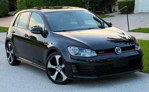 2015 Volkswagen GTI SE