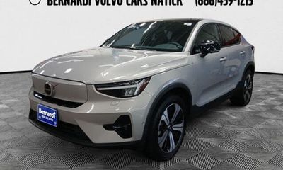 2023 Volvo C40 Plus Dark