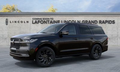 2027 Lincoln Navigator Reserve