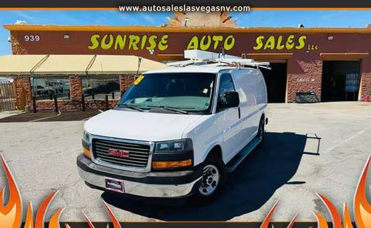 2018 GMC Savana Cargo