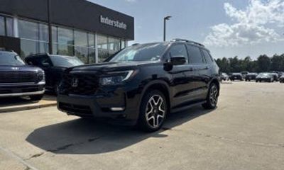 2023 Honda Passport Elite