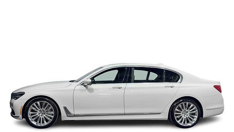 2019 Bmw 750I — a typically priced live listing