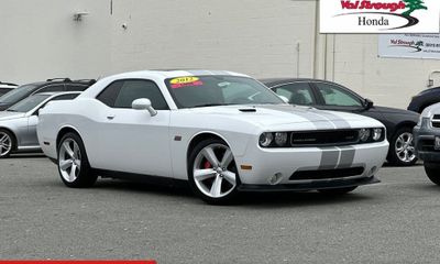 2012 Dodge Challenger SRT8