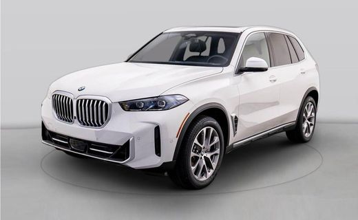 2026 BMW X5 M60i