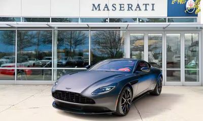 2021 Aston Martin DB11 V8 Coupe