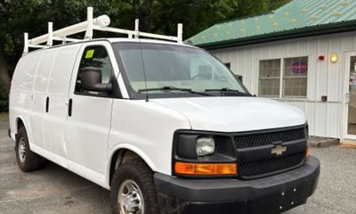 2017 Chevrolet Express 2500