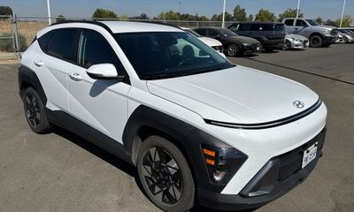 2024 Hyundai Kona SE
