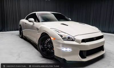 2024 Nissan GT-R Premium