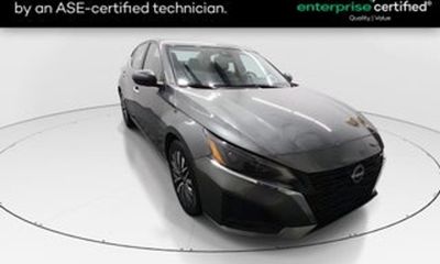 2024 Nissan Altima SV